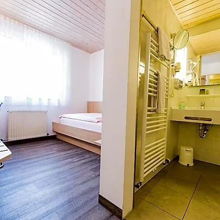 Gaestehaus Zur Post 게스트하우스 3*