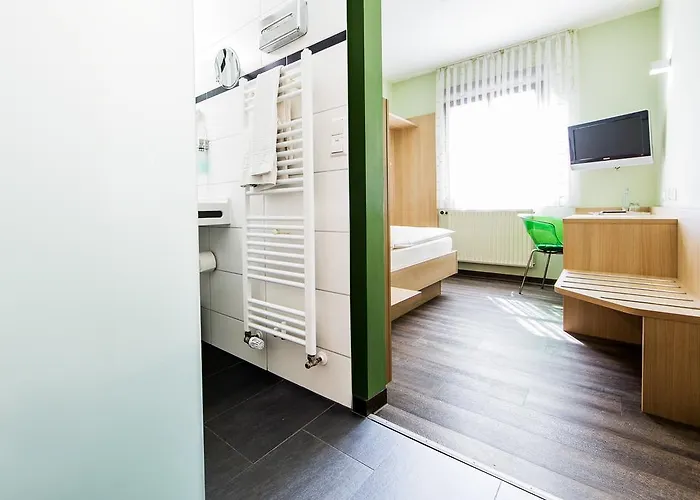 Gaestehaus Zur Post 3*